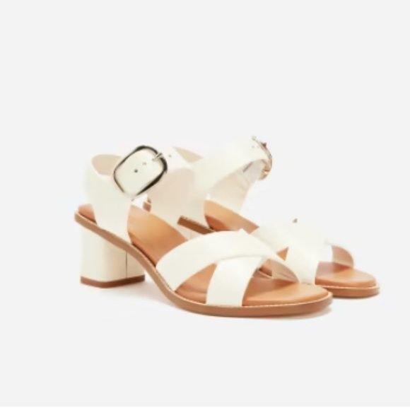 NWT $160 Everlane Italian Leather Buckle Heel in White - Picture 2 of 3